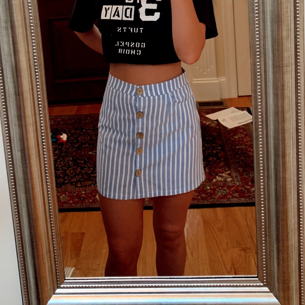 Brand new striped linen summertime skirt!